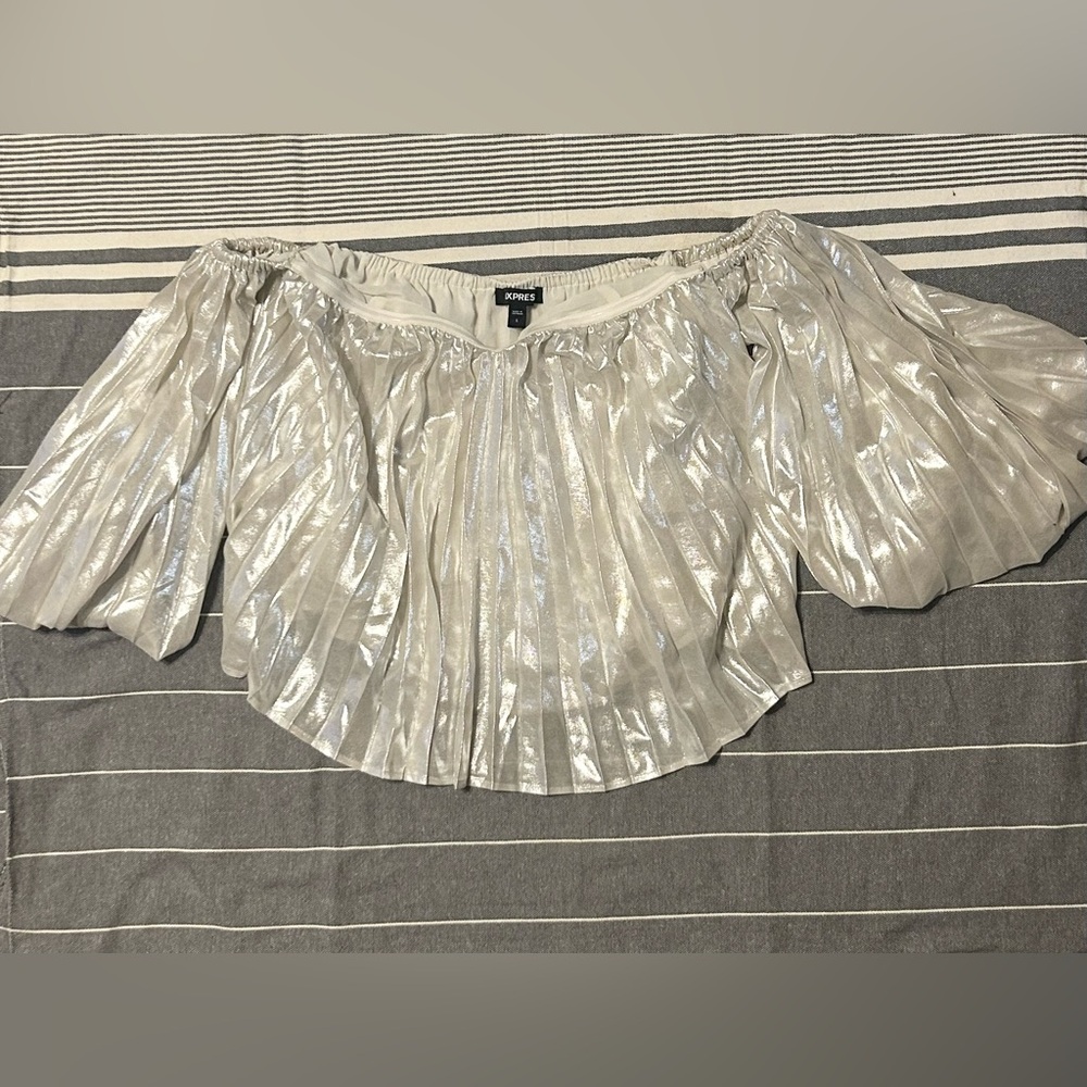 NWT Express Silver Off-Shoulder Women's Top Small Blouse